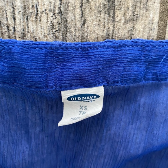 Sheer Embroidered Top - Picture 3 of 6